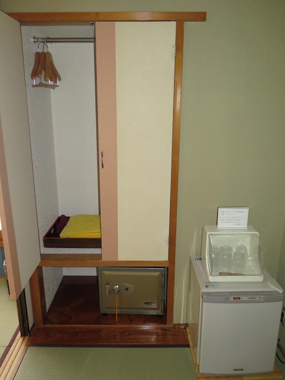 Kinugawa Kokusai Hotel Nikko Quarto foto